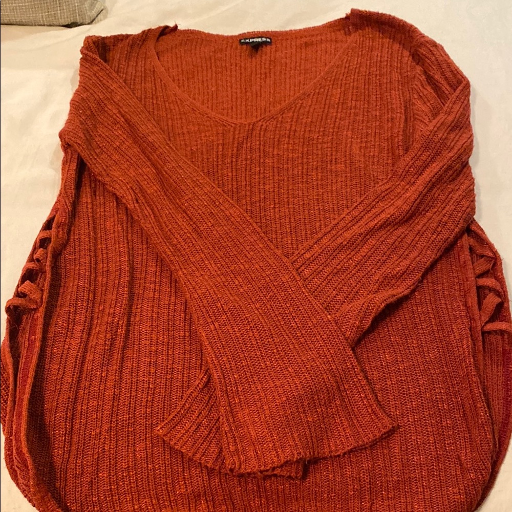 Rust Ribbed Knit Pullover